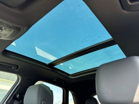 Used 2024 Audi Q3 2.0T Premium image 13