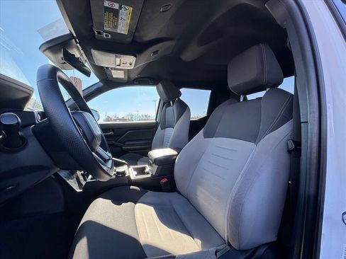 Used 2025 Toyota Tacoma TRD Off-Road image 15