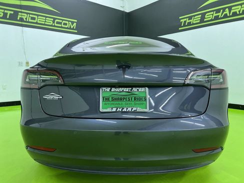 Used 2021 Tesla Model 3 Standard Range Plus RWD image 8