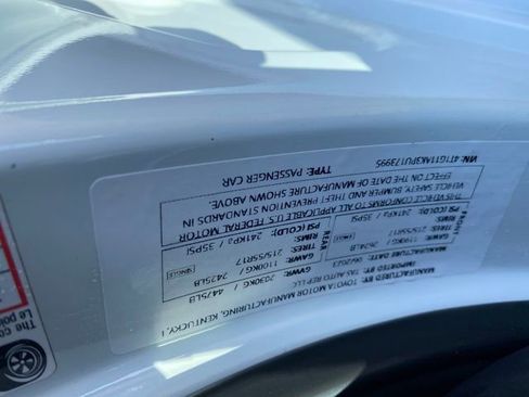 Used 2023 Toyota Camry SE image 23