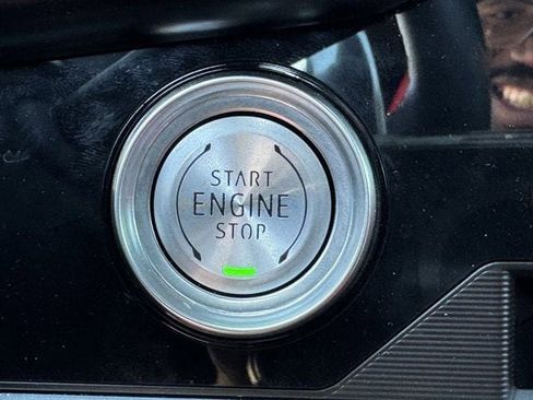 Used 2022 Chevrolet Corvette Stingray Preferred Cpe w/ Z51 Performance Package image 22