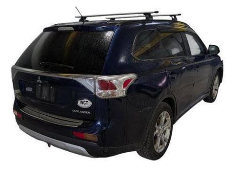 Used 2015 Mitsubishi Outlander SE AWD/4WD image 5