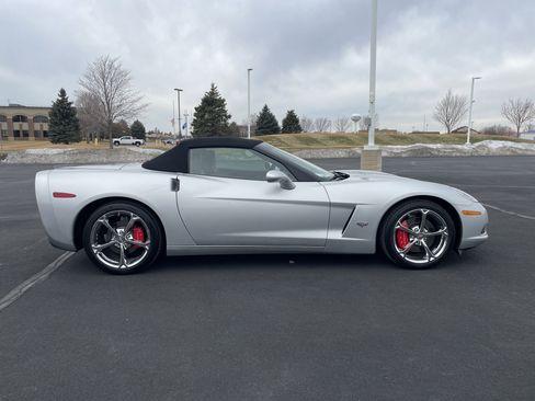 Used 2013 Chevrolet Corvette Base 2D Convertible image 6