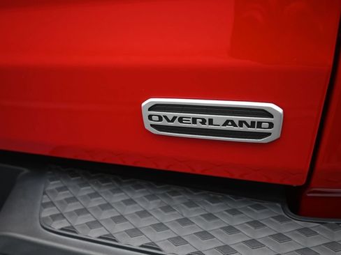 Used 2021 Jeep Gladiator Overland w/ Popular Equipment Package AWD/4WD image 37