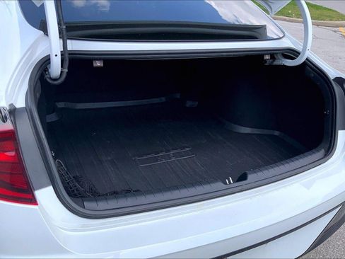 Used 2020 Hyundai Sonata SEL w/ Premium + Sunroof Package FWD image 4
