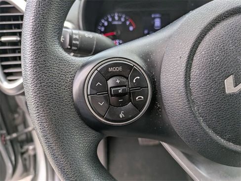 Used 2022 Kia Soul LX w/ Technology Package image 10