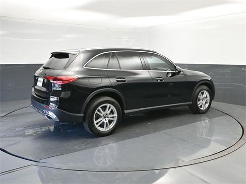 New 2025 Mercedes-Benz GLC 300 image 15
