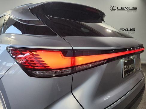 New 2026 Lexus RX 450h AWD image 10