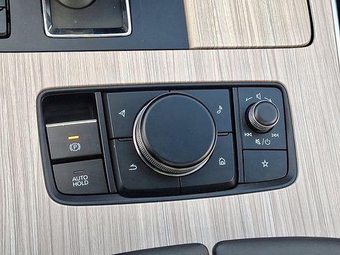 Certified 2024 MAZDA CX-90 Plug-In Hybrid w/ Premium Pkg image 29