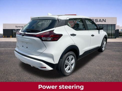 New 2025 Nissan Kicks Play S image 17
