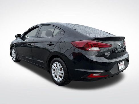 Used 2020 Hyundai Elantra SE w/ Cargo Package (C1) FWD image 4