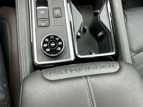 Used 2022 Nissan Pathfinder Platinum w/ Cargo Package AWD/4WD image 76