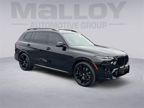 Used 2026 BMW X7 xDrive40i w/ M Sport Package image 7