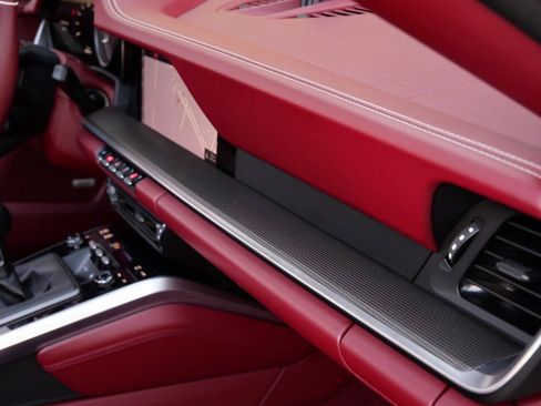 Used 2021 Porsche 911 Targa 4S image 26