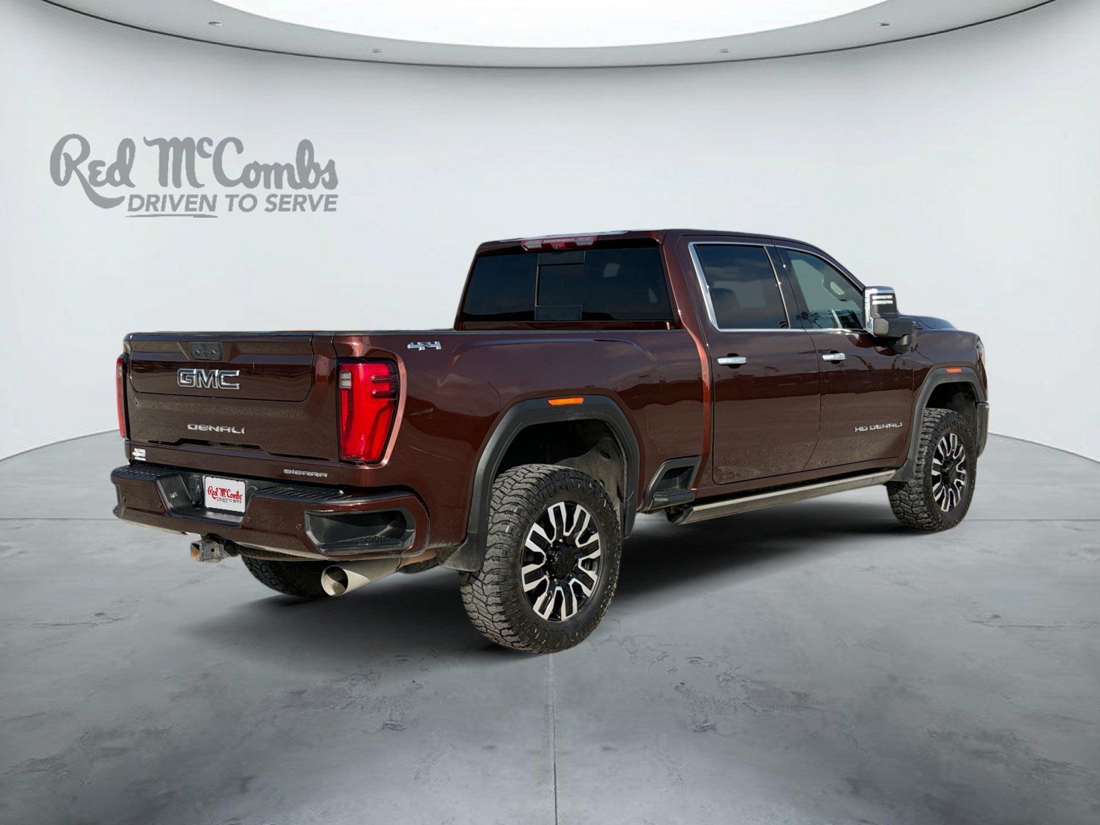 Used 2024 GMC Sierra 2500 Denali Ultimate AWD/4WD image 5