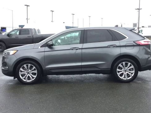 Used 2024 Ford Edge Titanium image 5