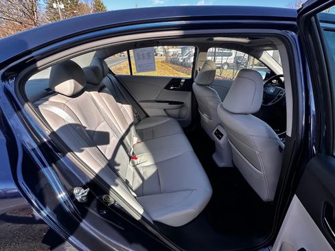 Used 2016 Honda Accord EX-L image 25