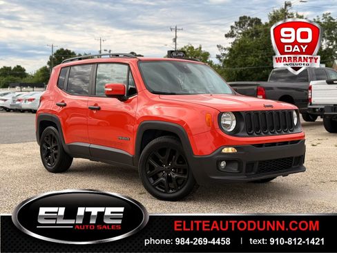 Used 2017 Jeep Renegade Altitude FWD image 1