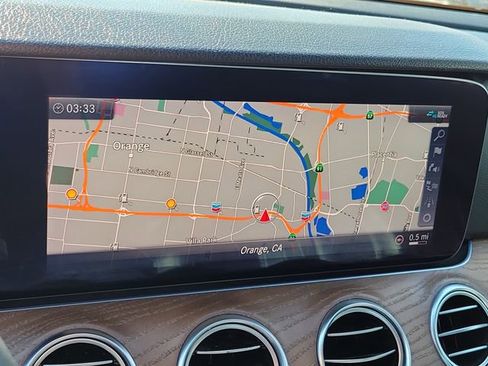 Used 2019 Mercedes-Benz E 300 image 9