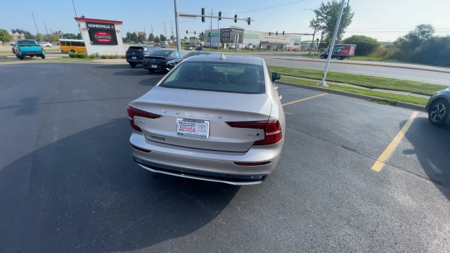 Used 2024 Volvo S60 B5 Core w/ Climate Package AWD/4WD image 9