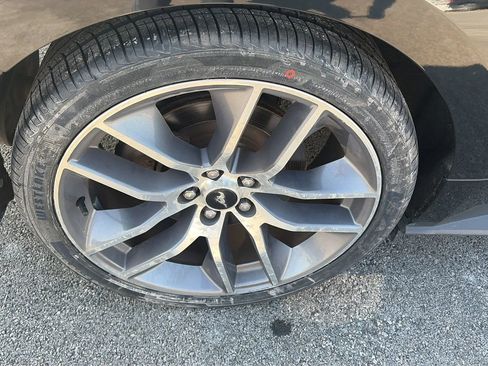 Used 2015 Ford Mustang GT Premium image 28