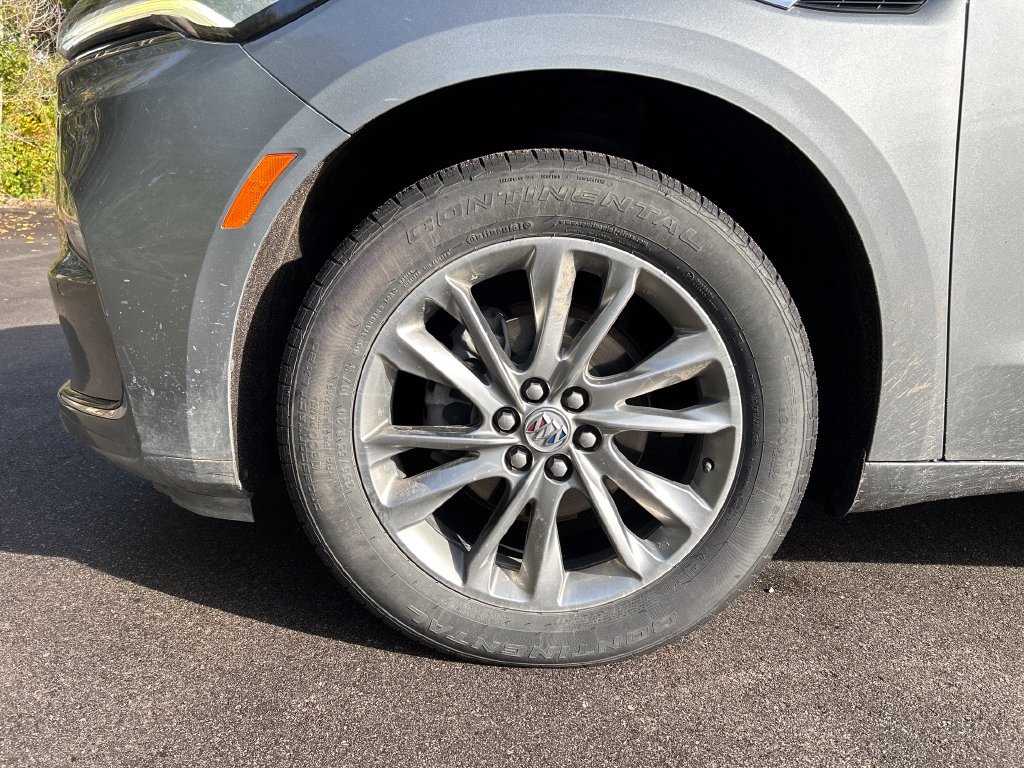 Used 2023 Buick Enclave Avenir w/ Trailering Package, 5000 lbs. AWD/4WD image 10