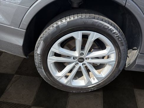 Used 2025 Audi Q7 3.0T Premium Plus AWD/4WD image 12