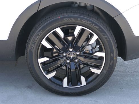 Used 2023 Kia Telluride SX FWD image 8
