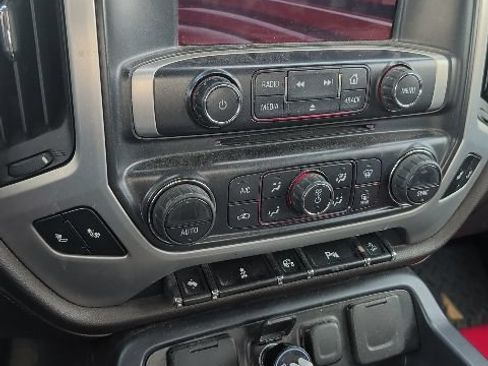 Used 2014 GMC Sierra 1500 SLE w/ SLE Value Package AWD/4WD image 9