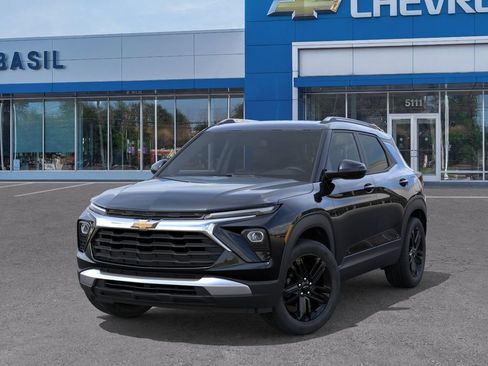New 2026 Chevrolet TrailBlazer LT w/ Midnight Edition AWD/4WD image 6