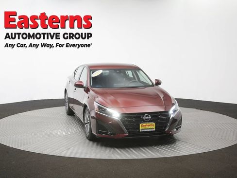 Used 2023 Nissan Altima 2.5 SV FWD image 51