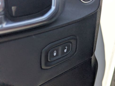 Used 2024 Jeep Wrangler Unlimited Rubicon 392 image 20