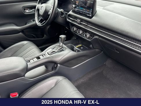 Used 2025 Honda HR-V EX-L image 17