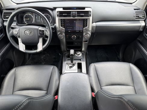 Used 2022 Toyota 4Runner TRD Sport w/ Technology Package AWD/4WD image 14