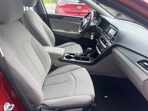 Used 2018 Hyundai Sonata SE FWD image 20