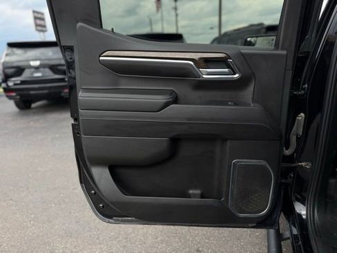 Used 2023 GMC Sierra 1500 SLE w/ Enhanced Capability Package AWD/4WD image 14