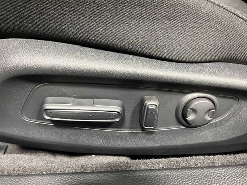 Certified 2025 Honda Accord SE image 13