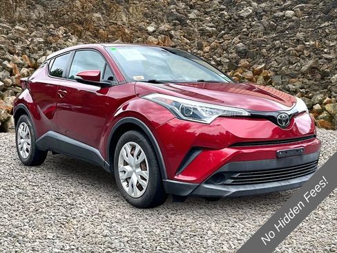 Used 2019 Toyota C-HR LE FWD image 9