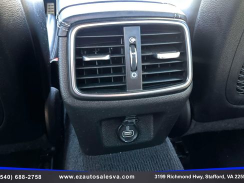 Used 2019 Genesis G70 2.0T Advanced w/ Sport Package image 22