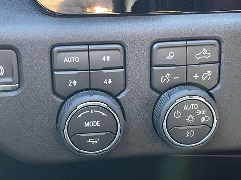 New 2026 Chevrolet Silverado 2500 ZR2 image 19