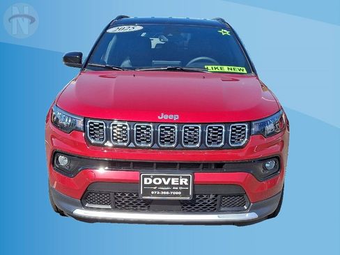 Used 2025 Jeep Compass Limited AWD/4WD image 29