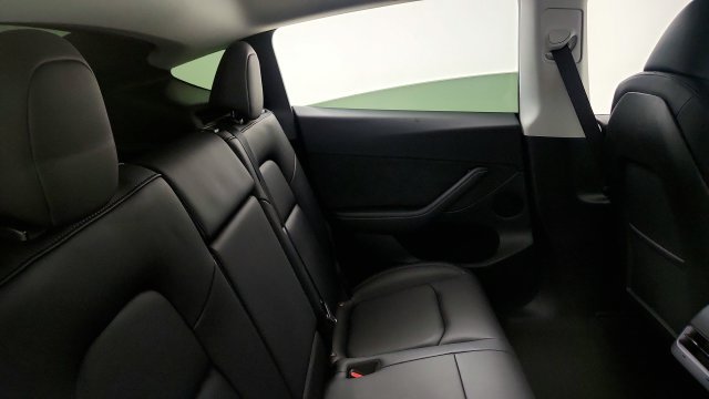 Used 2024 Tesla Model Y 2WD image 36