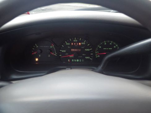 Used 2000 Ford Taurus SES FWD image 8