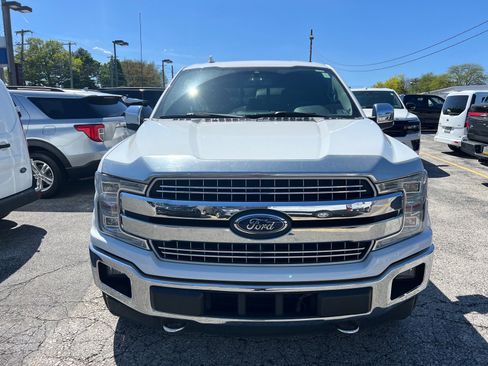 Used 2018 Ford F150 Lariat w/ Equipment Group 502A Luxury AWD/4WD image 2