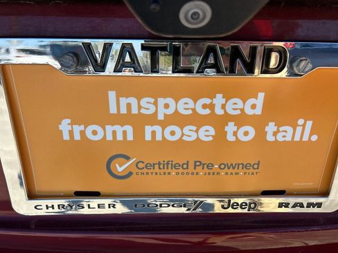 Certified 2023 Jeep Grand Cherokee Limited w/ Luxury Tech Group II image 5