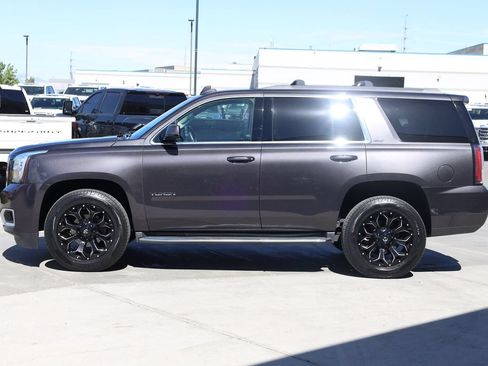 Used 2015 GMC Yukon SLT w/ Open Road Package AWD/4WD image 3