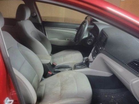 Used 2017 Hyundai Elantra SE FWD image 7