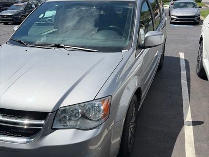 Used 2017 Dodge Grand Caravan SXT