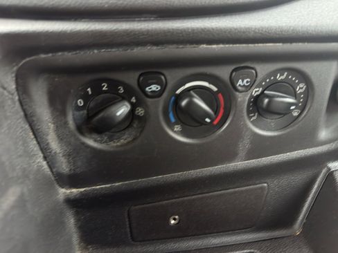 Used 2017 Ford Transit 250 130 Low Roof image 19