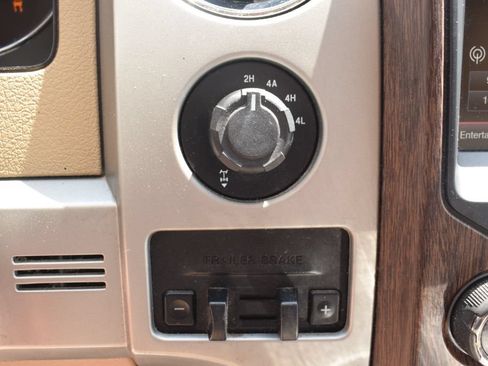 Used 2014 Ford F150 Lariat w/ Equipment Group 502A Luxury AWD/4WD image 20